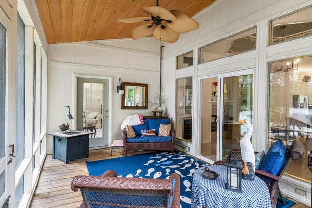 116 Pinewood Cove, Holly Lake Ranch, TX 75765
