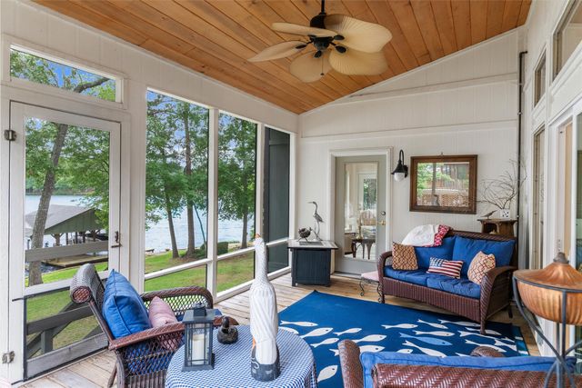 116 Pinewood Cove, Holly Lake Ranch, TX 75765