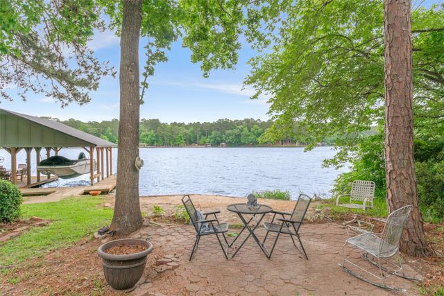 116 Pinewood Cove, Holly Lake Ranch, TX 75765