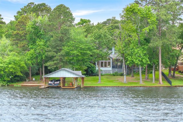 116 Pinewood Cove, Holly Lake Ranch, TX 75765