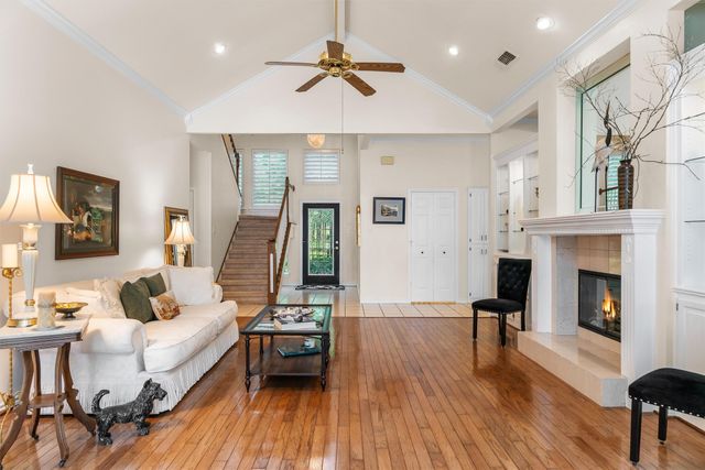 116 Pinewood Cove, Holly Lake Ranch, TX 75765