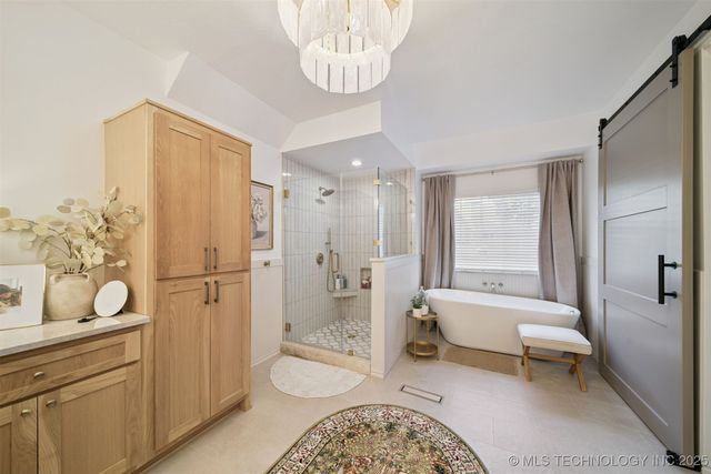 305 N Forest Ridge Boulevard, Broken Arrow, OK 74014