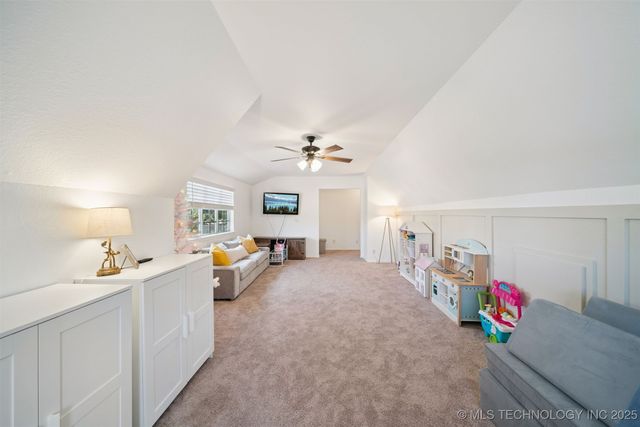 305 N Forest Ridge Boulevard, Broken Arrow, OK 74014