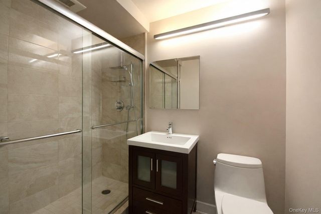 27110 Grand Central Parkway 12H, Floral Park, NY 11005