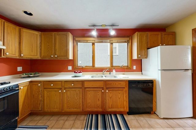 11 Sterling St., Somerville, MA 02144