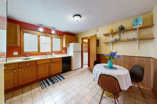 11 Sterling St., Somerville, MA 02144