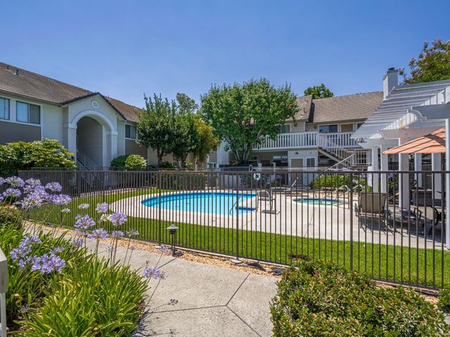 2968 Moorpark Avenue 1, San Jose, CA 95128