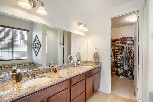 7749 S De Gaulle Court, Aurora, CO 80016