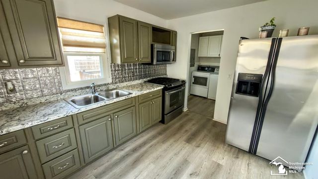 958 Woodville Avenue, Monroe, MI 48161