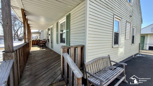 958 Woodville Avenue, Monroe, MI 48161