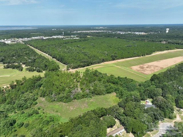 3605 Gatlin Rd, Milton, FL 32583