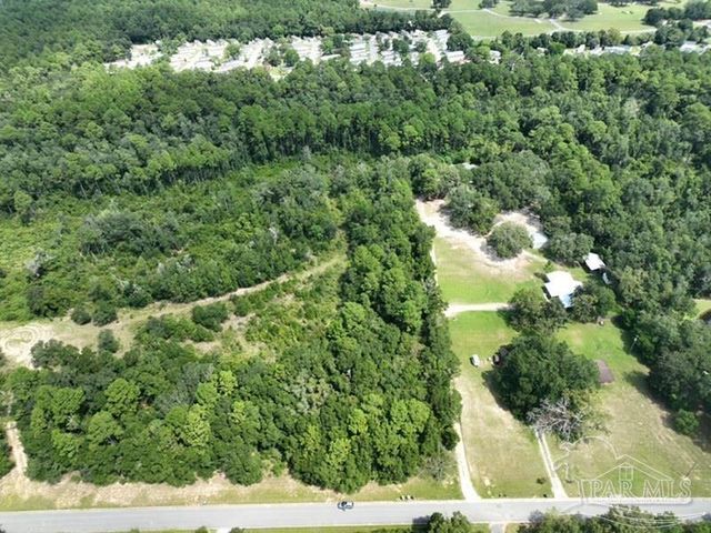 3605 Gatlin Rd, Milton, FL 32583