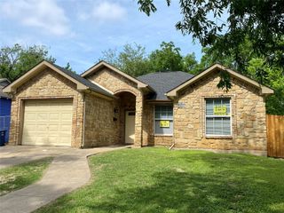 2511 Fernwood Avenue, Dallas, TX 75216
