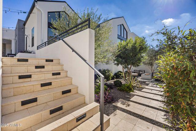 6426 E CALLE CAMELIA Avenue, Scottsdale, AZ 85251