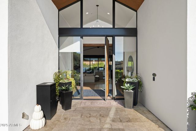 6426 E CALLE CAMELIA Avenue, Scottsdale, AZ 85251