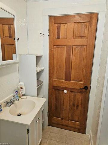 226 E Elm Street, Mount Airy, NC 27030
