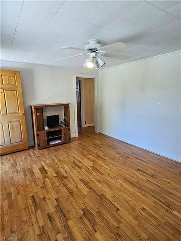 226 E Elm Street, Mount Airy, NC 27030