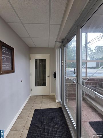 661 Palisade, Englewood Cliffs, NJ 07632