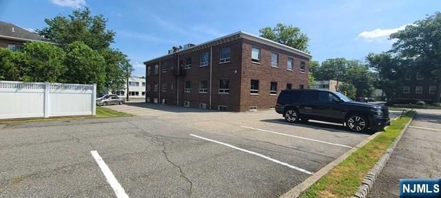 661 Palisade, Englewood Cliffs, NJ 07632