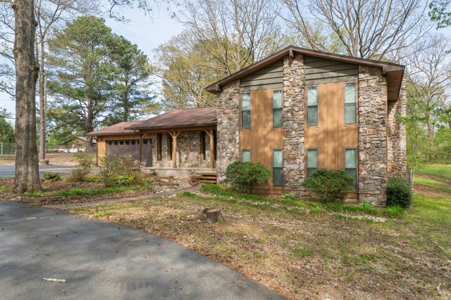 6105 Harkins Avenue, Little Rock, AR 72210