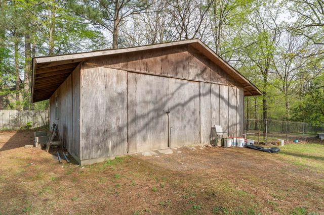 6105 Harkins Avenue, Little Rock, AR 72210