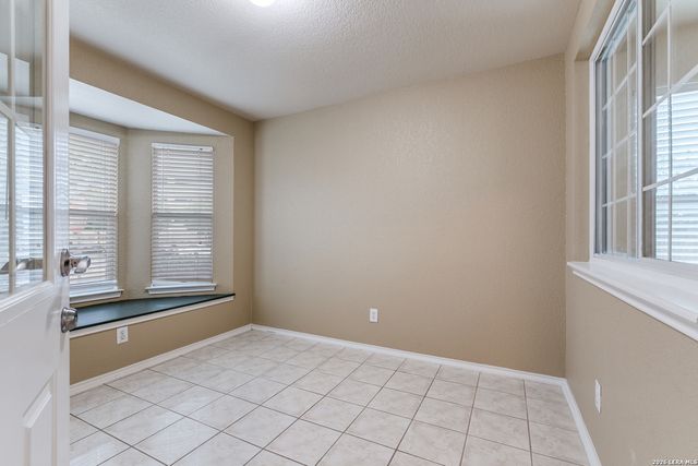 102 Cindy Lou, San Antonio, TX 78249