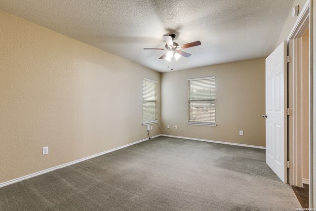 102 Cindy Lou, San Antonio, TX 78249