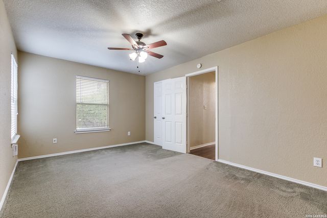 102 Cindy Lou, San Antonio, TX 78249