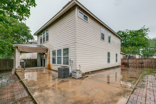 102 Cindy Lou, San Antonio, TX 78249