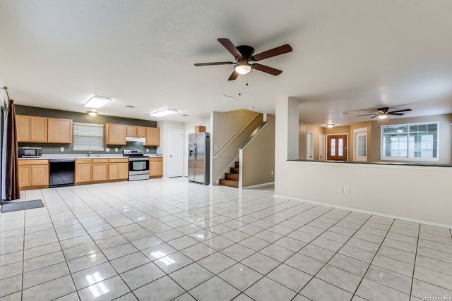 102 Cindy Lou, San Antonio, TX 78249