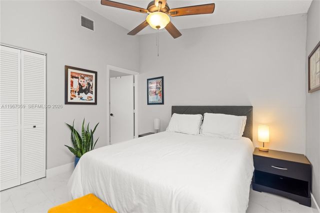 2250 NW 78th Ave 202, Pembroke Pines, FL 33024