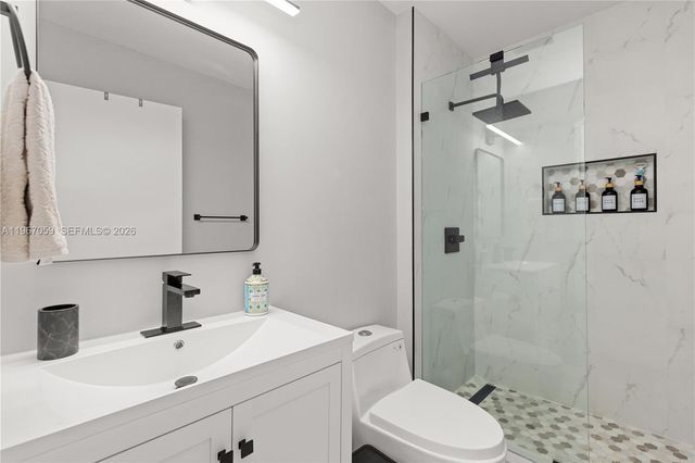 2250 NW 78th Ave 202, Pembroke Pines, FL 33024