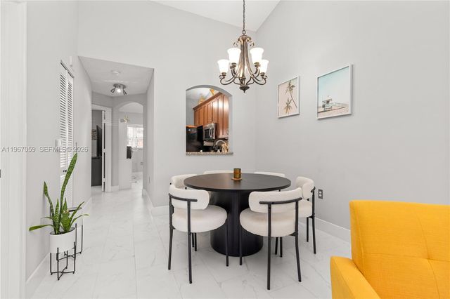 2250 NW 78th Ave 202, Pembroke Pines, FL 33024