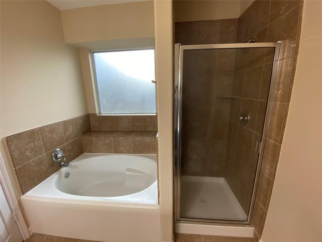 4903 Summer Ridge Drive, Conroe, TX 77303