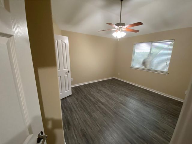 4903 Summer Ridge Drive, Conroe, TX 77303