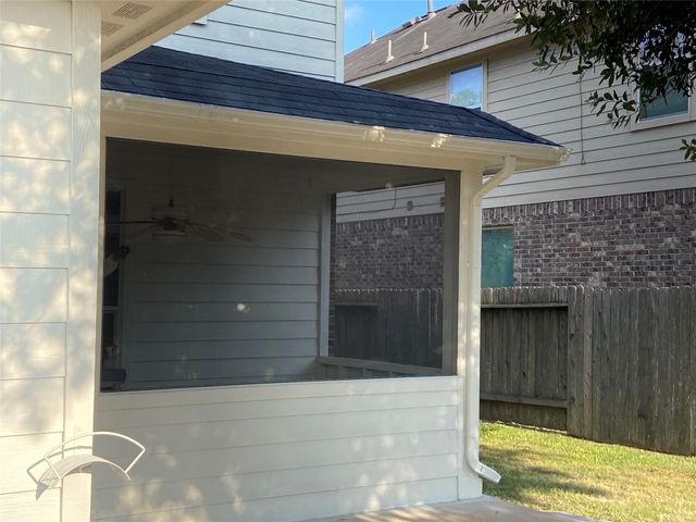 4903 Summer Ridge Drive, Conroe, TX 77303