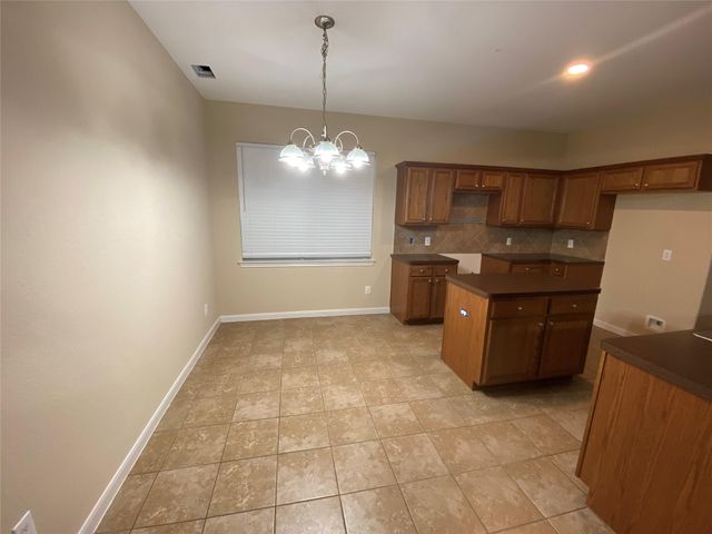 4903 Summer Ridge Drive, Conroe, TX 77303