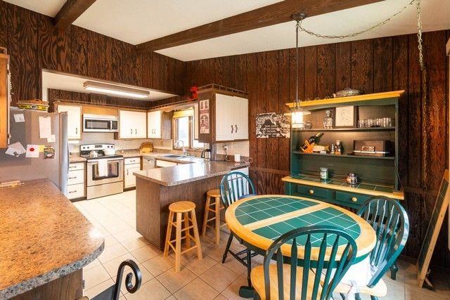 8126 203rd Avenue, Bristol, WI 53104