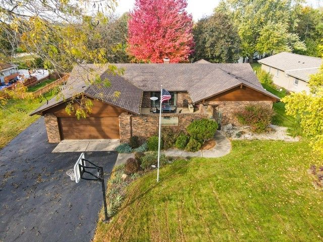 8126 203rd Avenue, Bristol, WI 53104