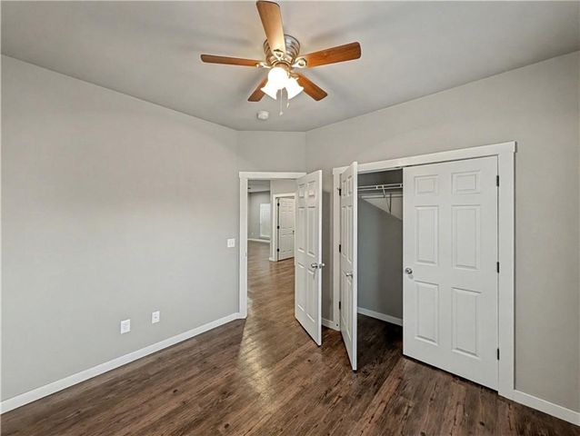 862 Oakwood Lane, Centerton, AR 72719