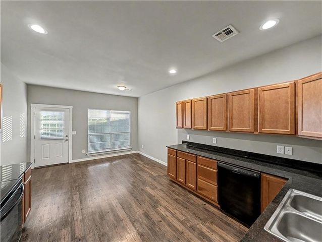 862 Oakwood Lane, Centerton, AR 72719