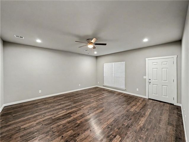 862 Oakwood Lane, Centerton, AR 72719