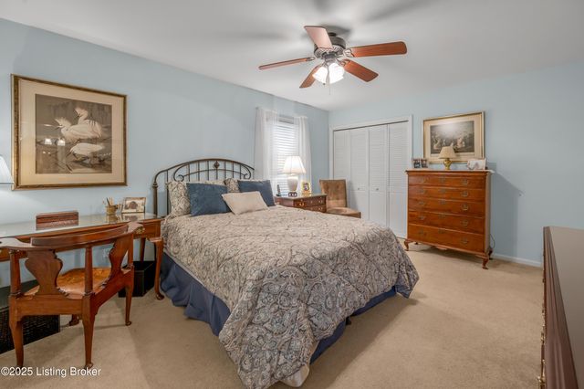 3433 Lansdowne Dr, Lexington, KY 40517