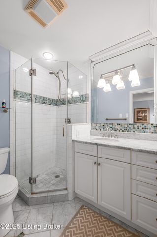 3433 Lansdowne Dr, Lexington, KY 40517