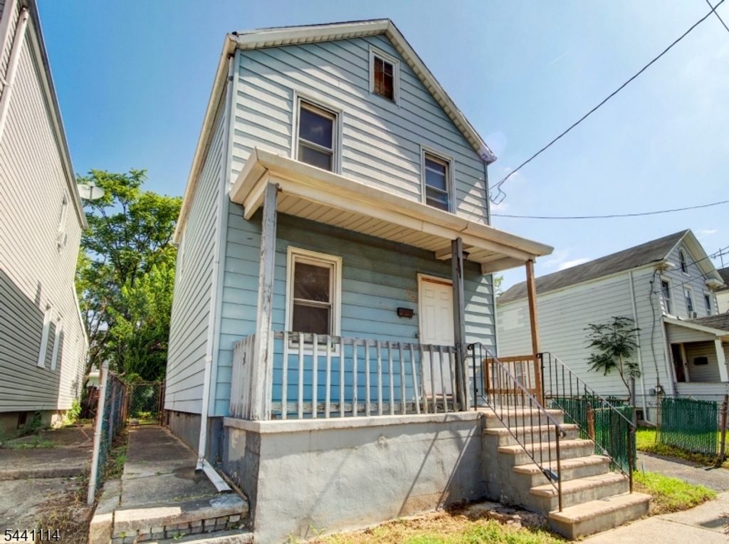 220 William St, Rahway City, NJ 07065 — photo 2