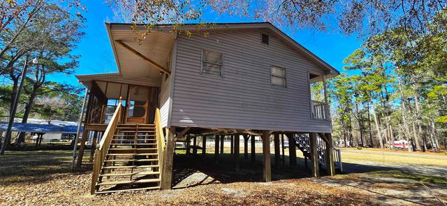 415 Locust Tree Ct., Gresham, SC 29546