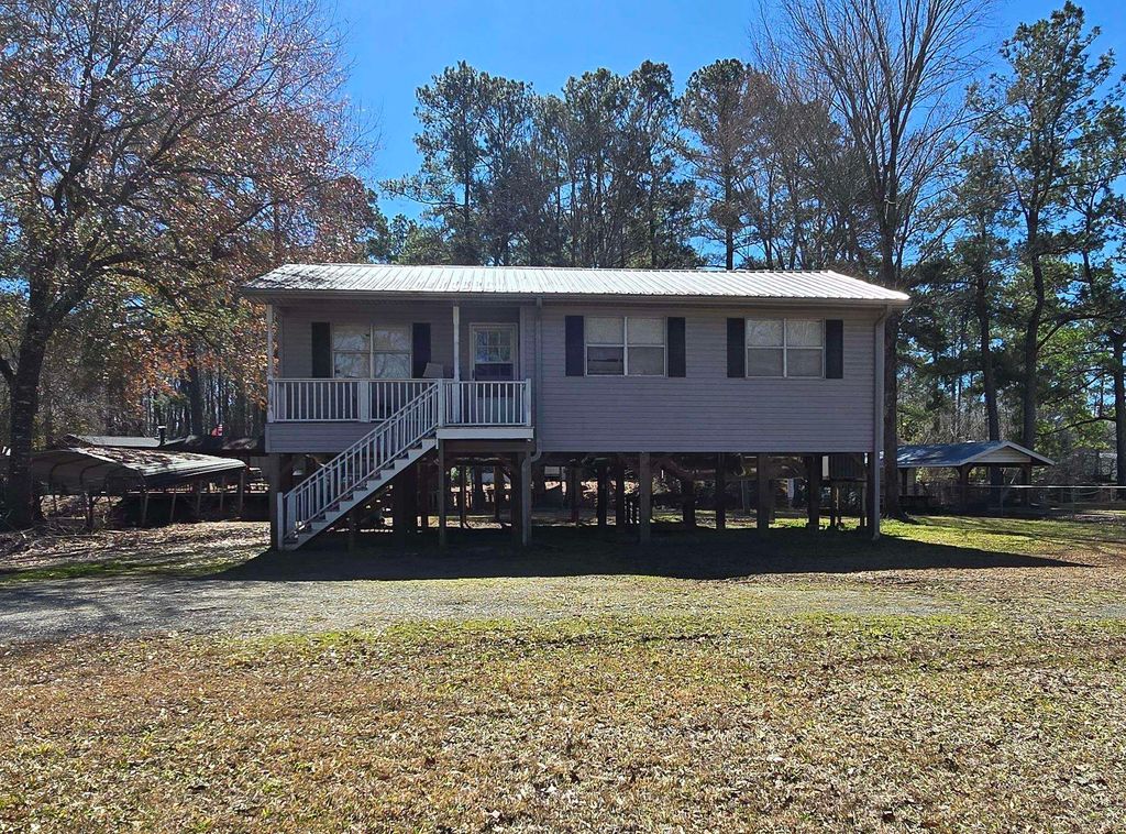 415 Locust Tree Ct., Gresham, SC 29546