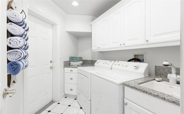 3105 E Beach Circle, Bradley, CA 93426