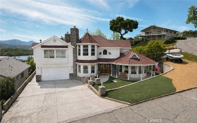 3105 E Beach Circle, Bradley, CA 93426