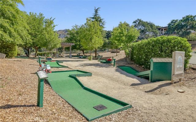 3105 E Beach Circle, Bradley, CA 93426